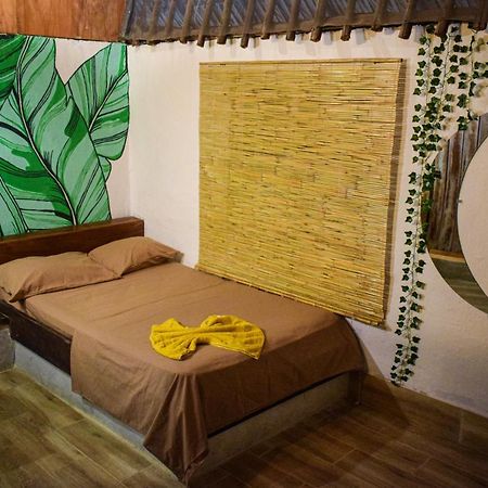Hotel El Delfin Monterrico Kültér fotó