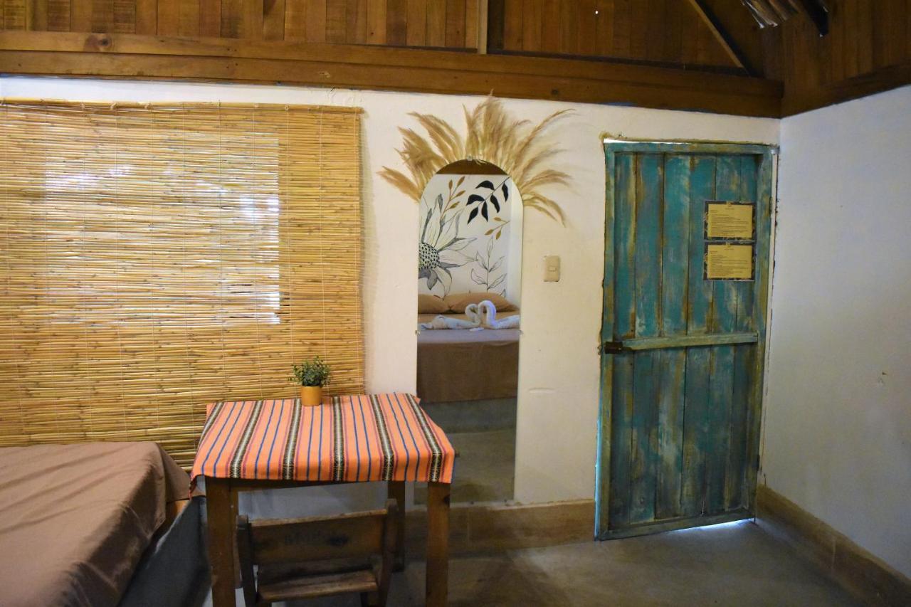 Hotel El Delfin Monterrico Kültér fotó