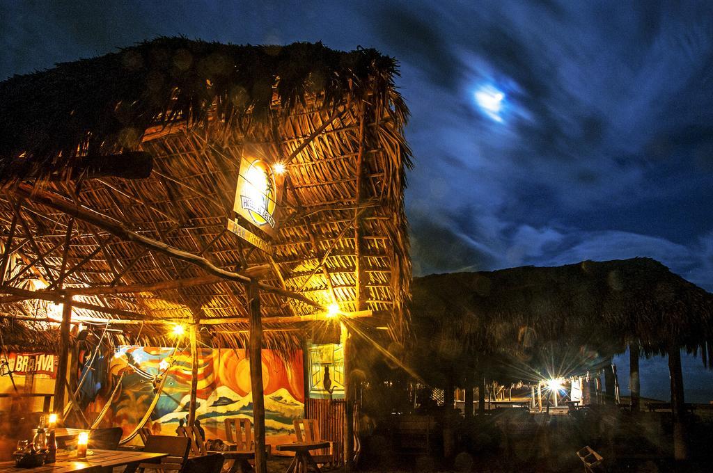 Hotel El Delfin Monterrico Kültér fotó