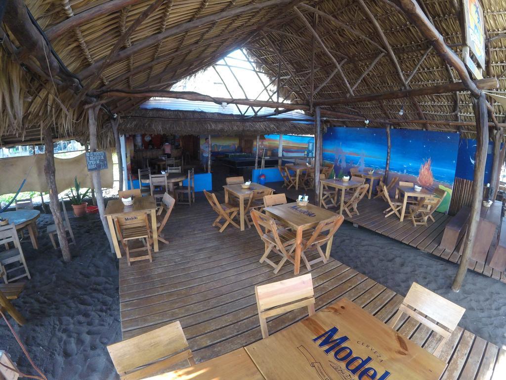 Hotel El Delfin Monterrico Kültér fotó