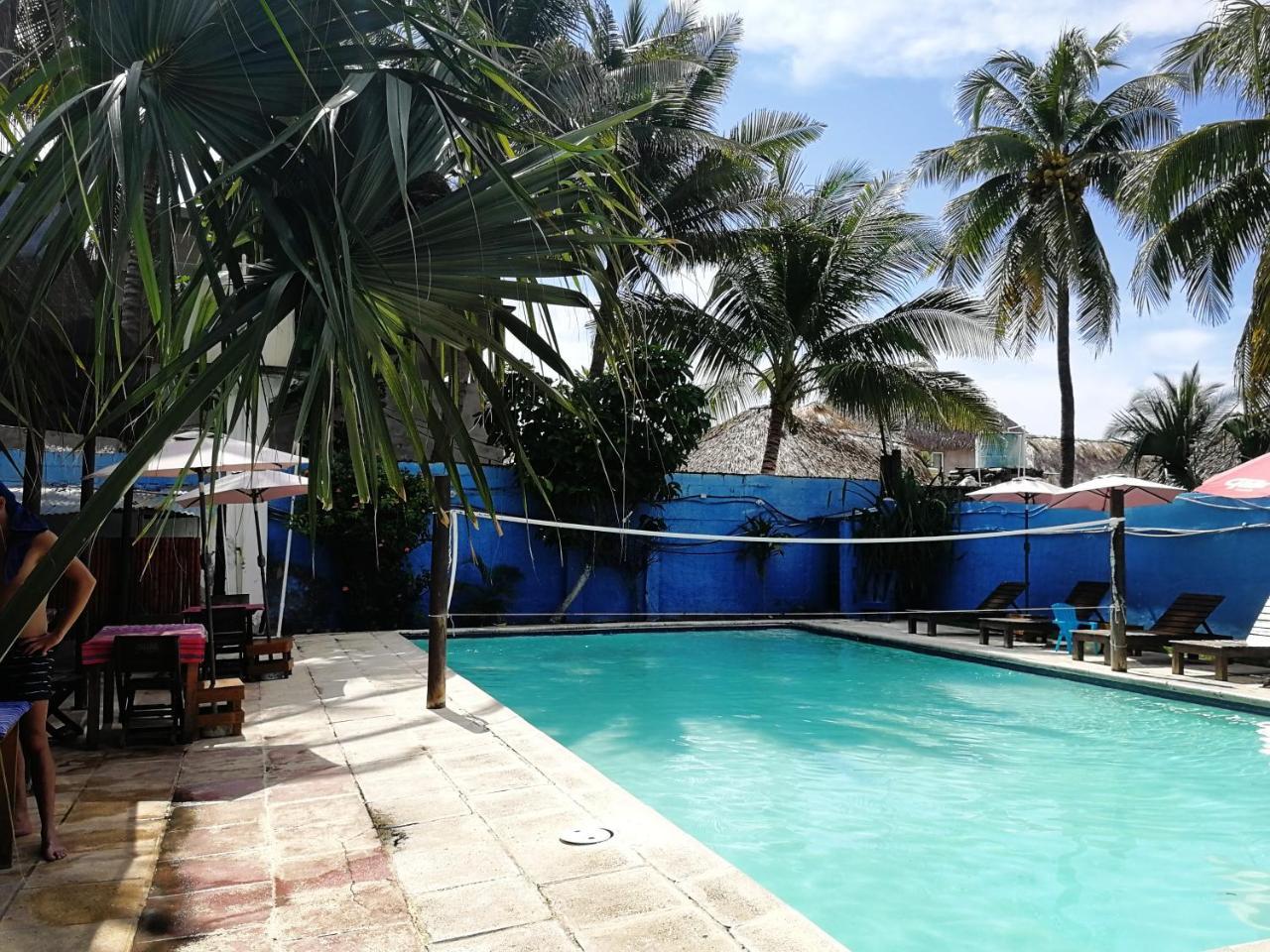 Hotel El Delfin Monterrico Kültér fotó