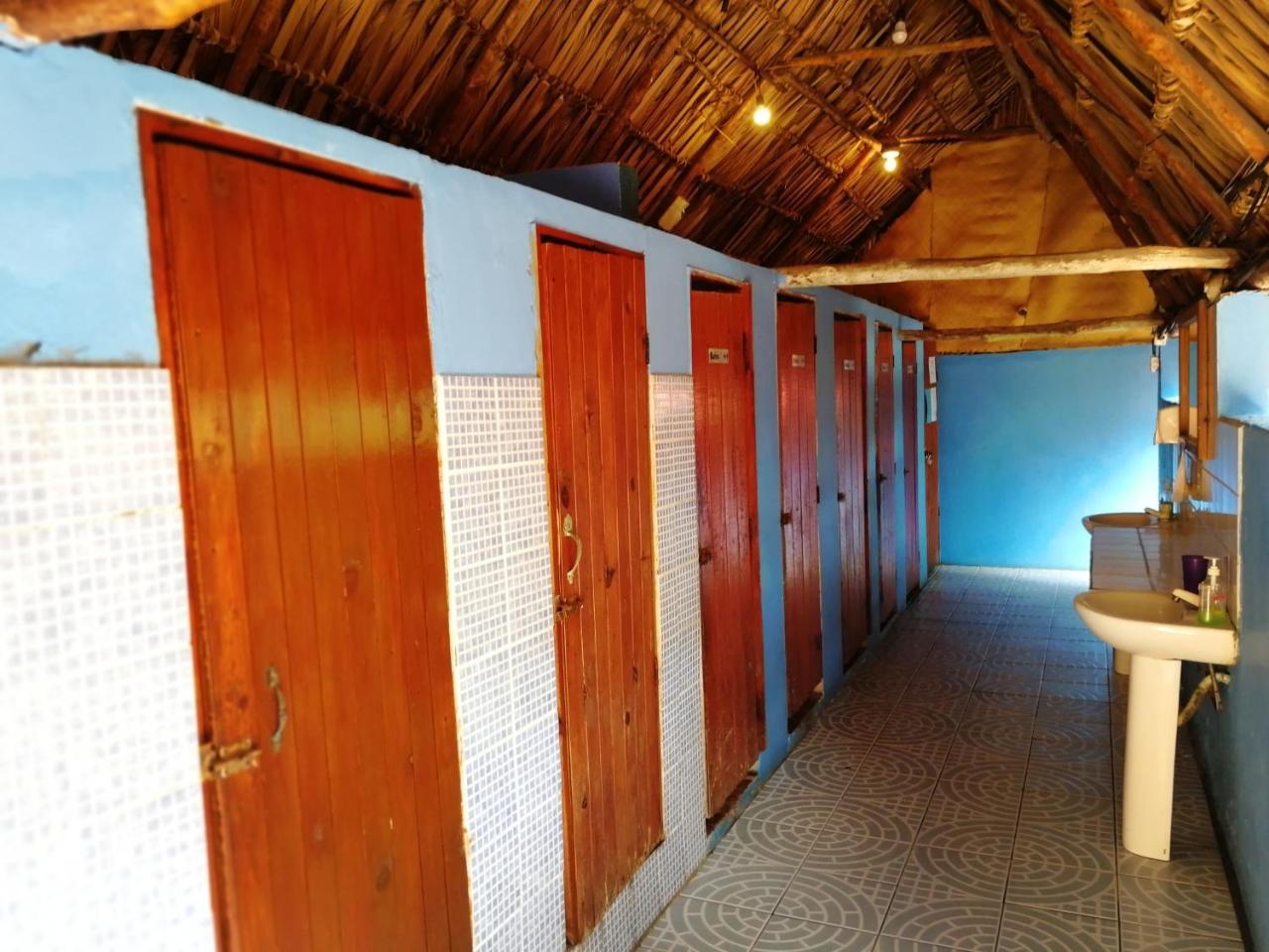 Hotel El Delfin Monterrico Kültér fotó