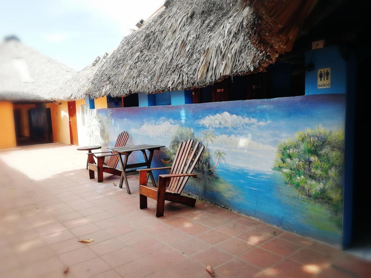 Hotel El Delfin Monterrico Kültér fotó